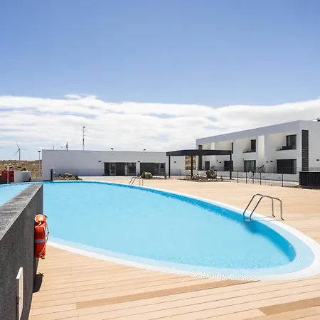 Апартаменты Home2book Casa Ewelin Pool & Terrace *