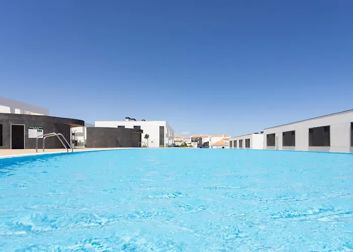 아파트 Home2book Casa Ewelin Pool & Terrace