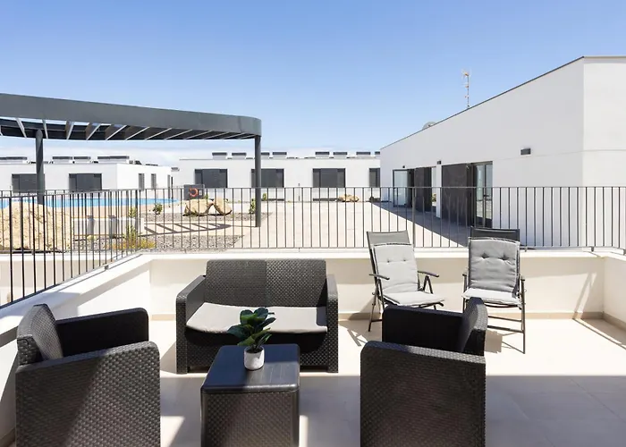 Home2book Casa Ewelin Pool & Terrace *